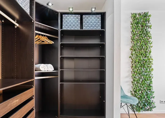 Modern Lux Apartment With Balcony In Luxembourg