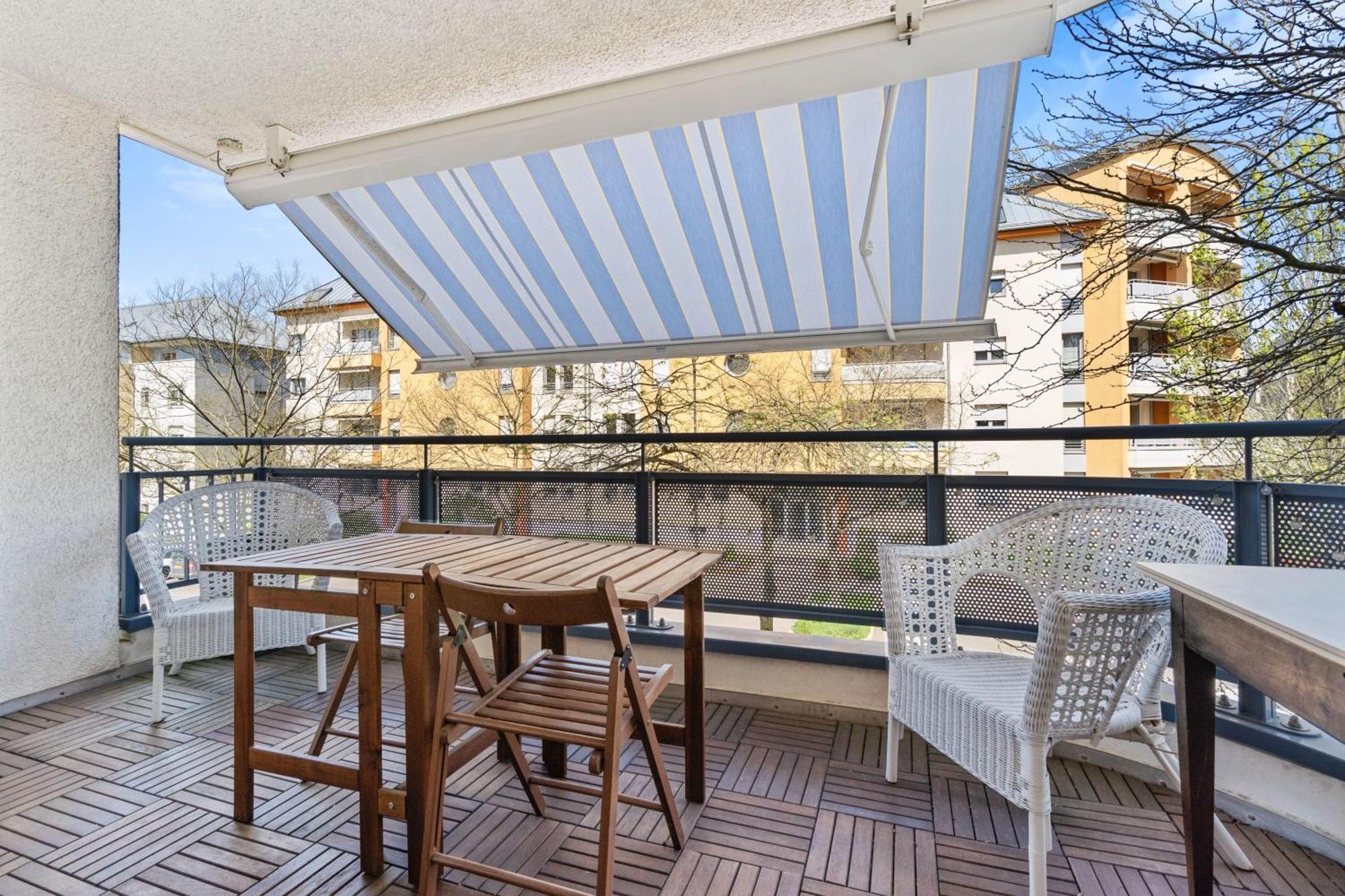Modern Lux With Balcony In * Luxemburg